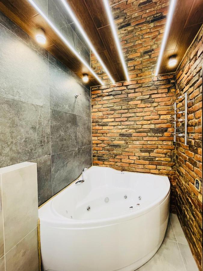 Loft В River Park З Джакузі Dnipro Exterior foto