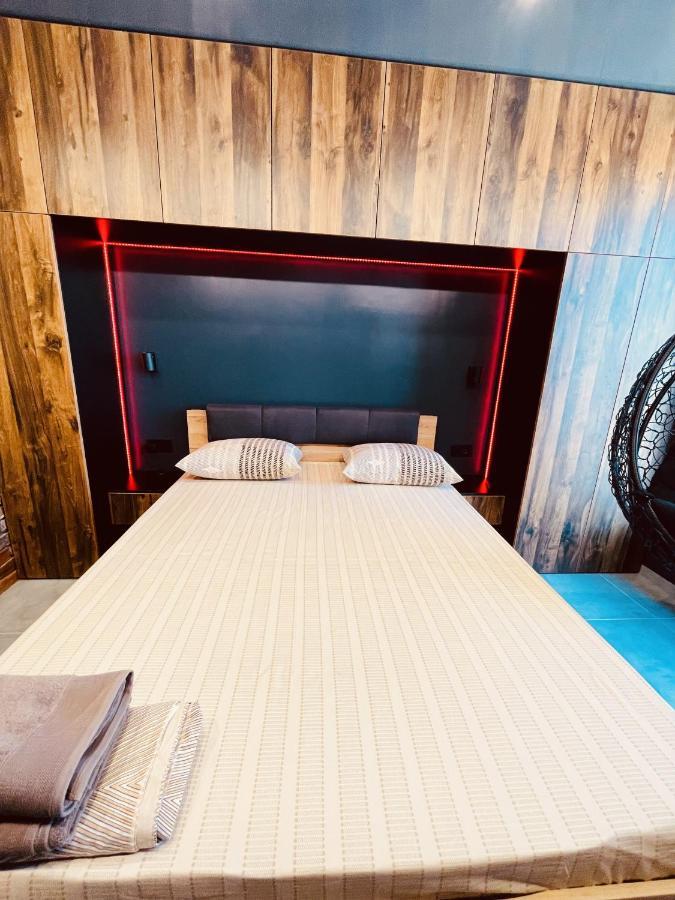 Loft В River Park З Джакузі Dnipro Exterior foto